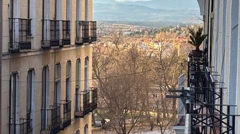 Foto 4 de Piso en venta en Travesia de las Vistilla, Palacio, Madrid