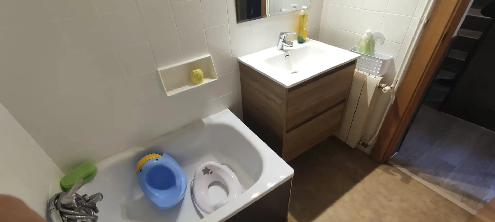 Bathroom of Detached homes for sale in Olot  with Heating, Parquet flooring and Furnished