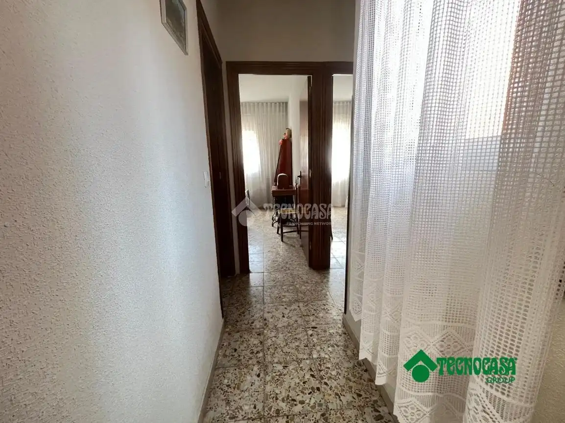 Casa adosada en venta en Santo Domingo-Caudilla