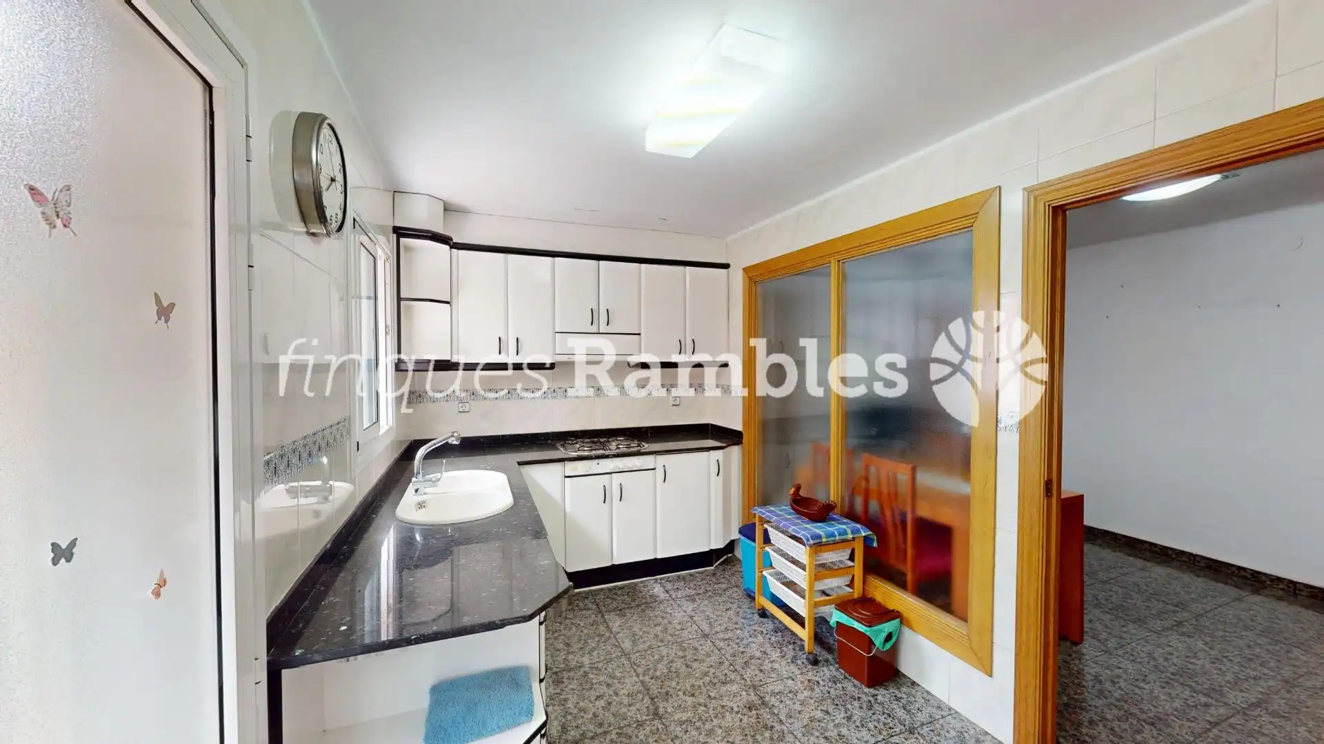 Cocina de Casa adosada en venta en Vilanova del Camí con Calefacción, Terraza y Trastero