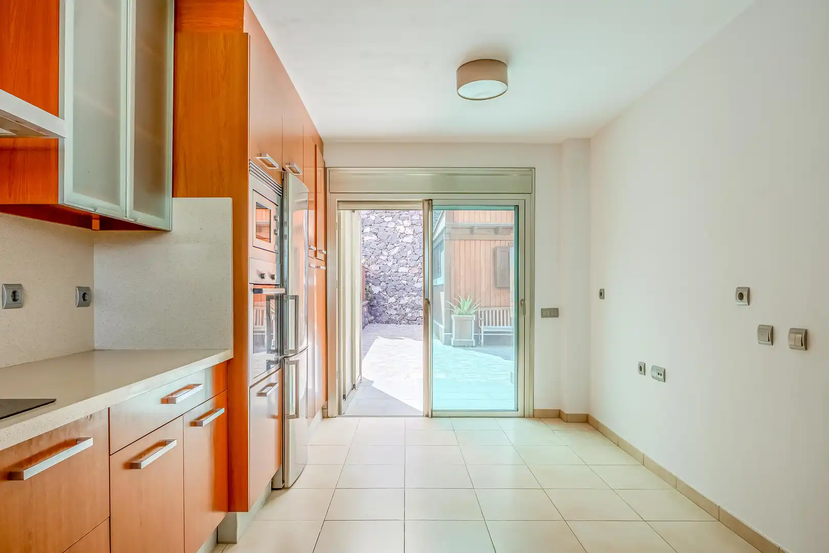 Cocina de Casa o chalet de alquiler en Telde con Jardín privado, Terraza y Trastero