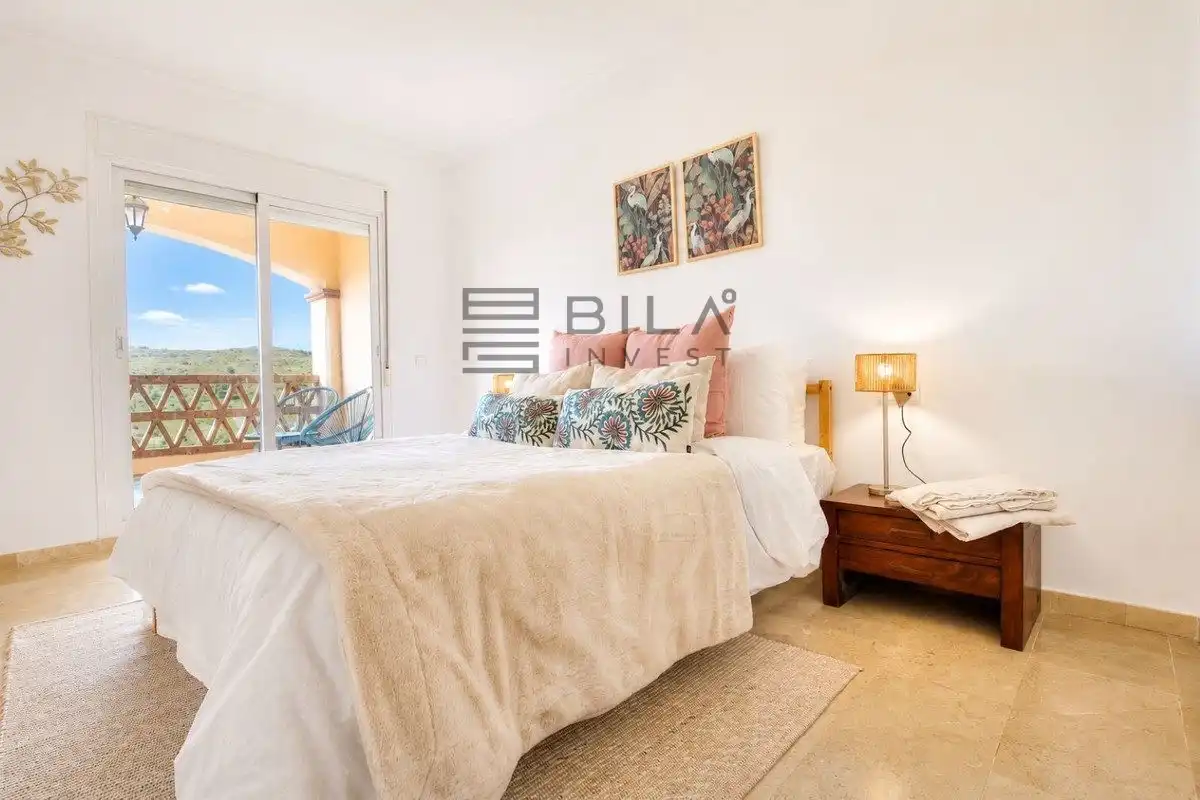 Dormitori de Casa adosada en venda en Mijas amb Traster, Piscina i Piscina comunitària