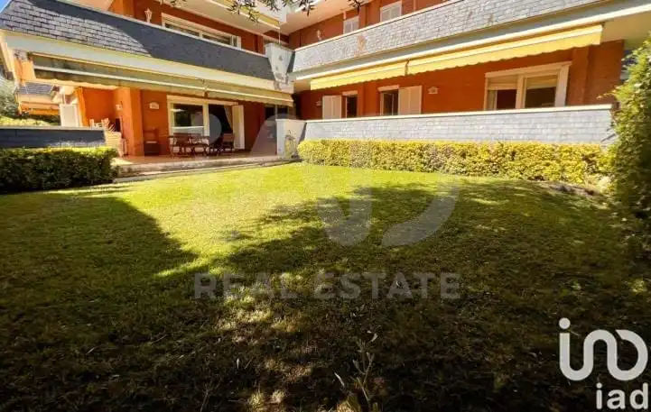 Exterior view of Flat for sale in Sant Andreu de Llavaneres  with Heating, Terrace and Swimming Pool
