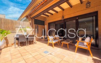 Terrassa de Casa adosada en venda en Sant Joan d'Alacant amb Aire condicionat i Piscina comunitària