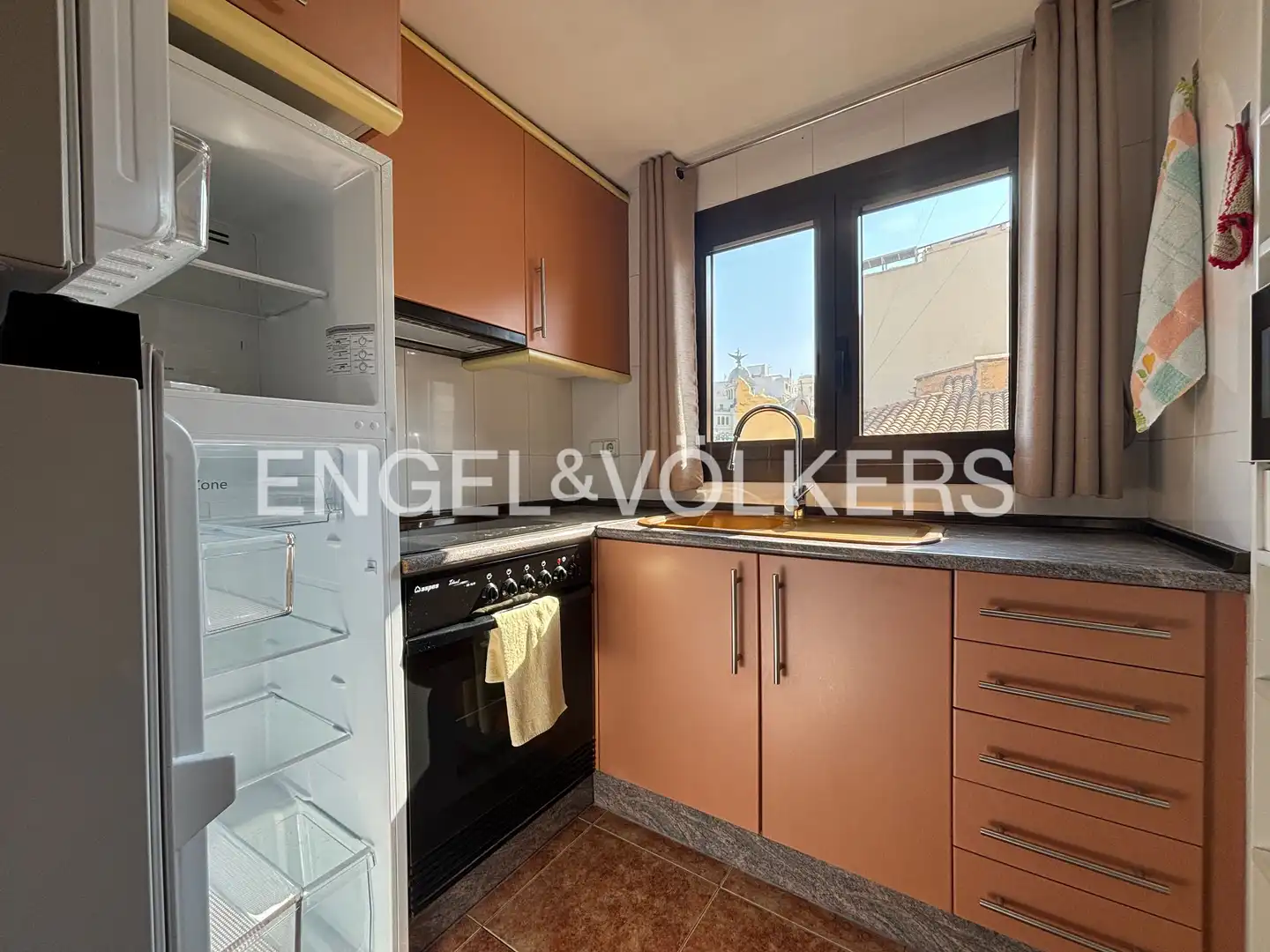 Küche von Wohnung zur Miete in Valencia mit Klimaanlage, Heizung und Balkon