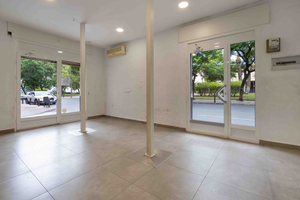 Premises for sale in JUAN CARLOS I, 16, Santo Angel