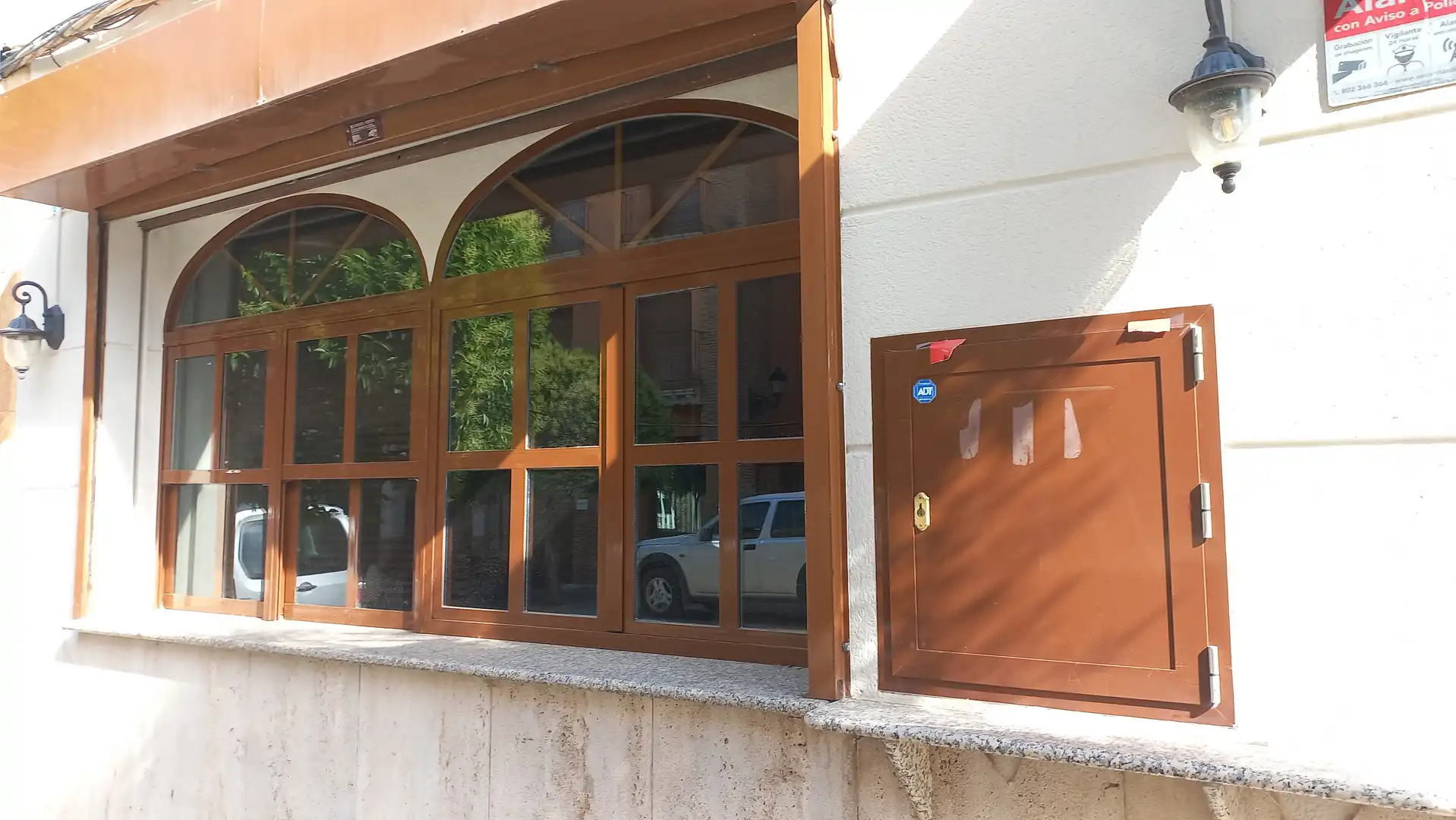 Gewerbefläche zum Verkauf in Calle de Carrasco-Alcalde, imagen 3
