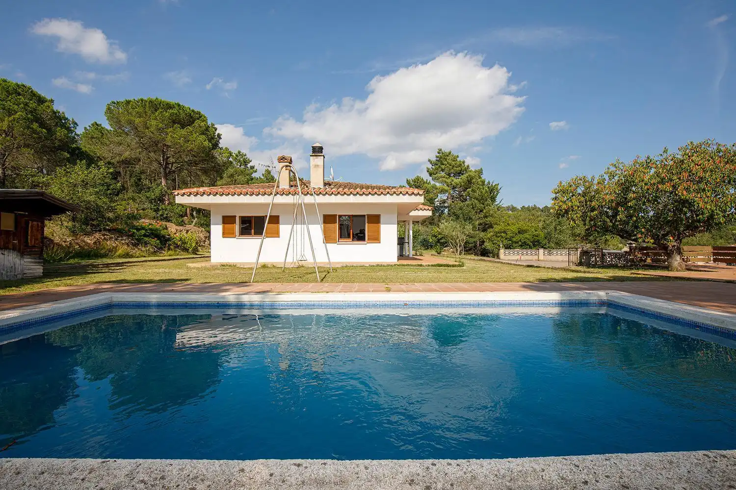 Piscina de Casa o chalet en venta en Llambilles con Calefacción, Jardín privado y Terraza