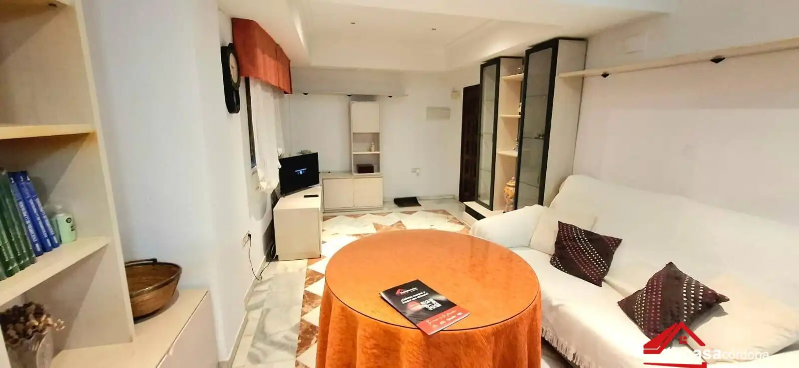 Living room of Flat for sale in Córdoba  with Air Conditioner and Furnished