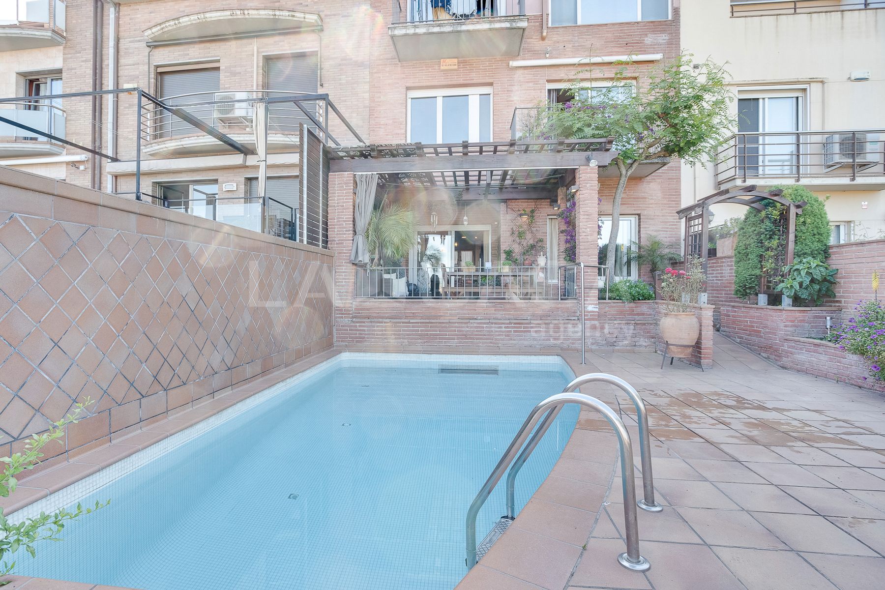 Swimming pool of Single-family semi-detached for sale in Granollers  with Air Conditioner, Heating and Private garden