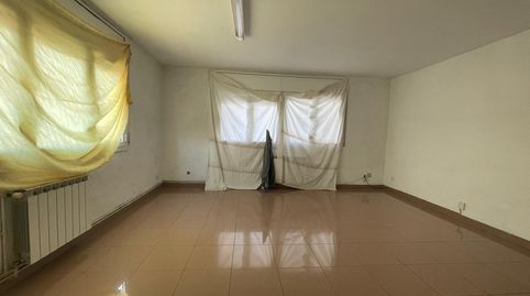 Foto 5 de Casa adosada en venda a Maçana, Salt