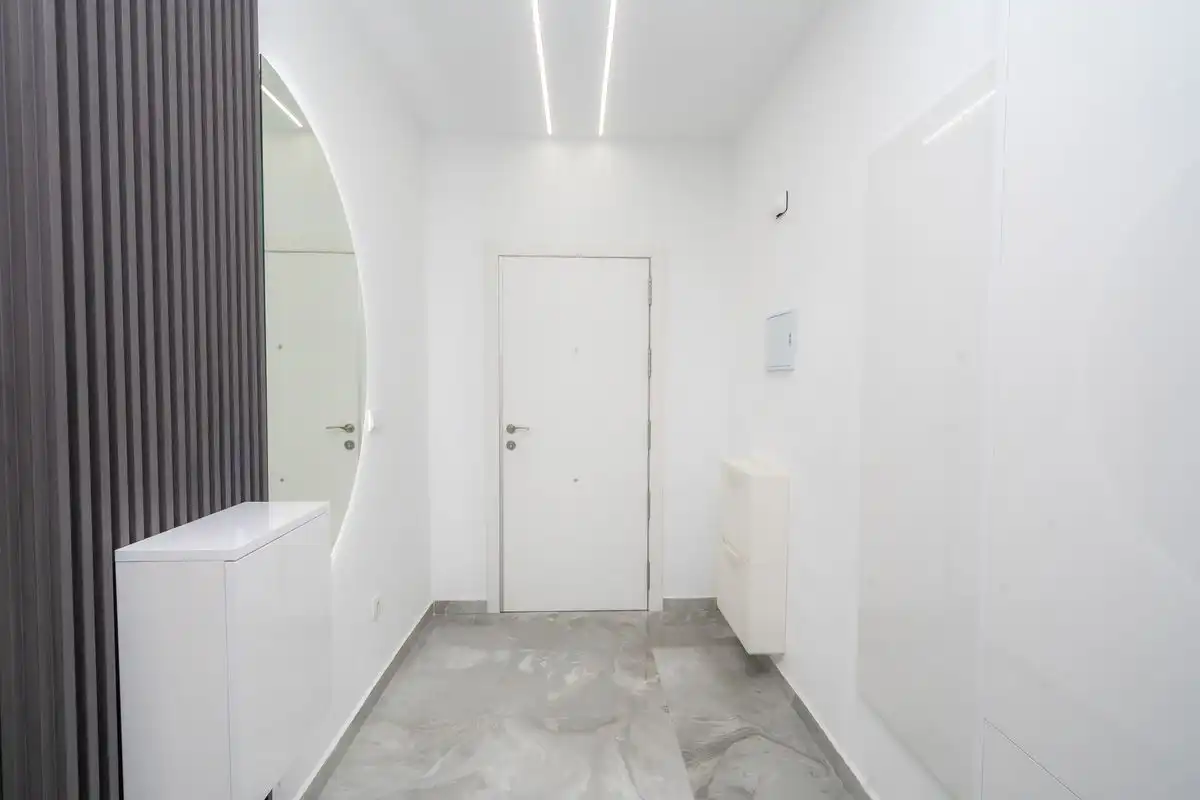 Ground floor with terrace for sale in Av. de Portugal, imagen 8