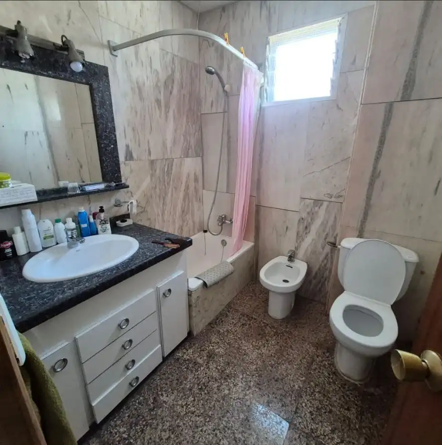 Bathroom of Commercial properties for rent in Viver  with Air Conditioner and Furnished