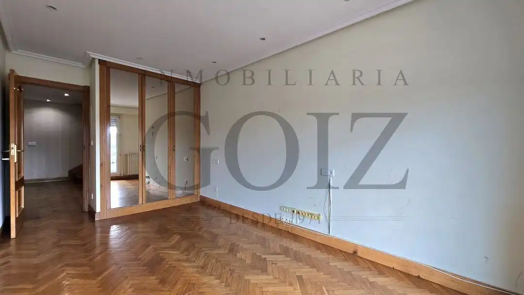 Sala de estar de Casa adosada en venta en Donostia - San Sebastián  con Calefacción, Terraza y Trastero