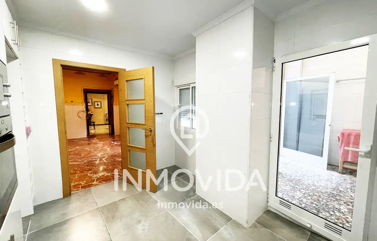 Casa o xalet en venda en Xàtiva amb Terrassa, Traster i Moblat