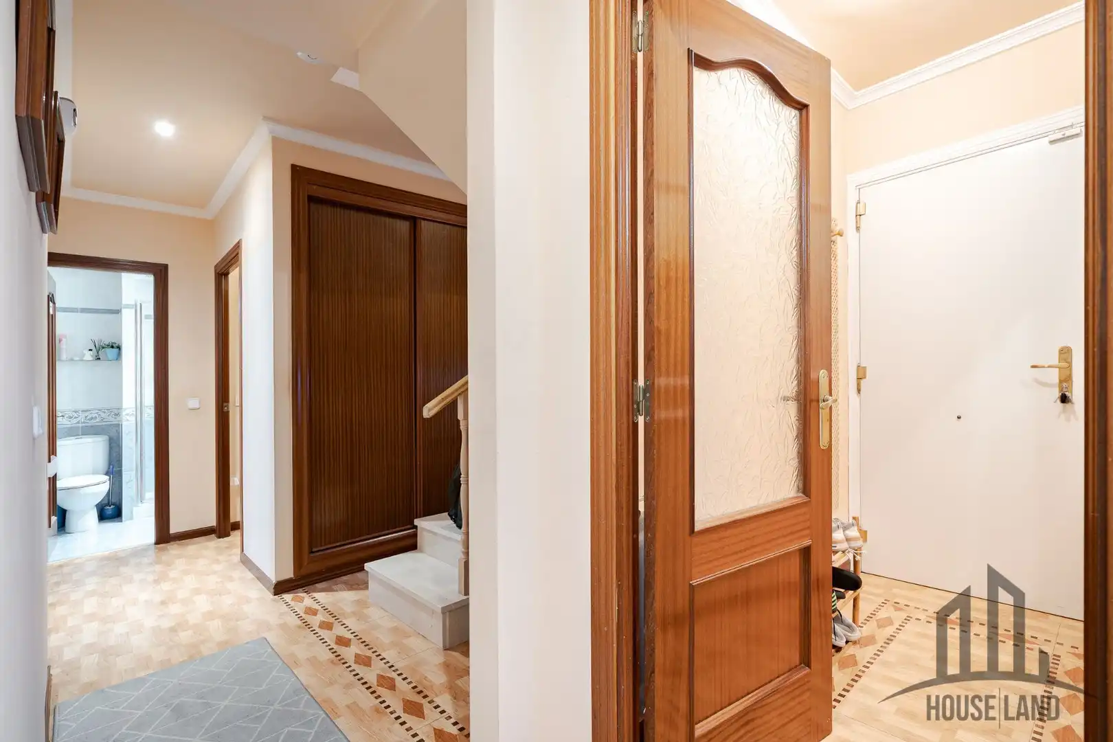 Houses for sale in Fuentenovilla  with Air Conditioner, Heating and Private garden