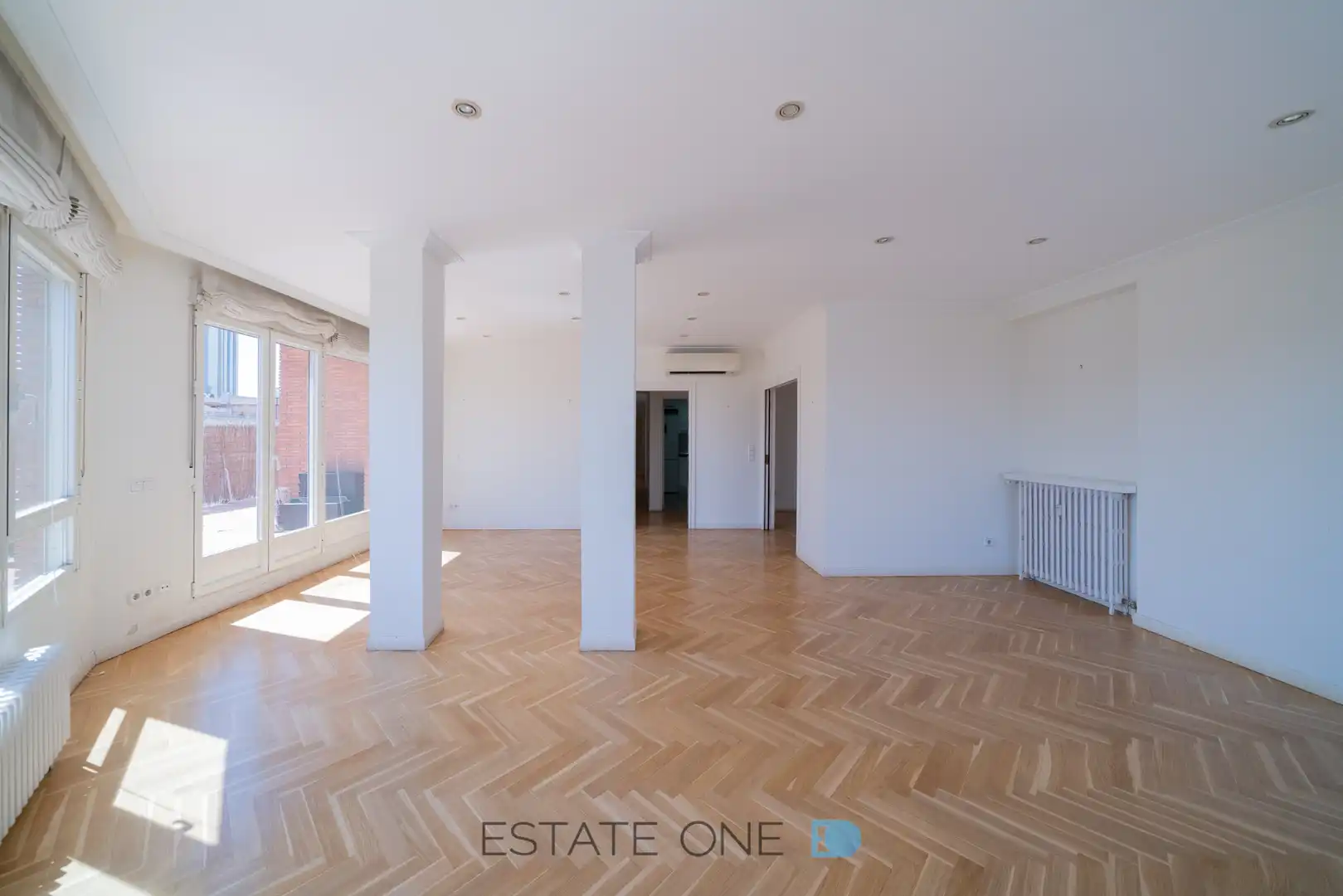 Sala de estar de Ático de alquiler en Madrid con Aire acondicionado, Calefacción y Terraza
