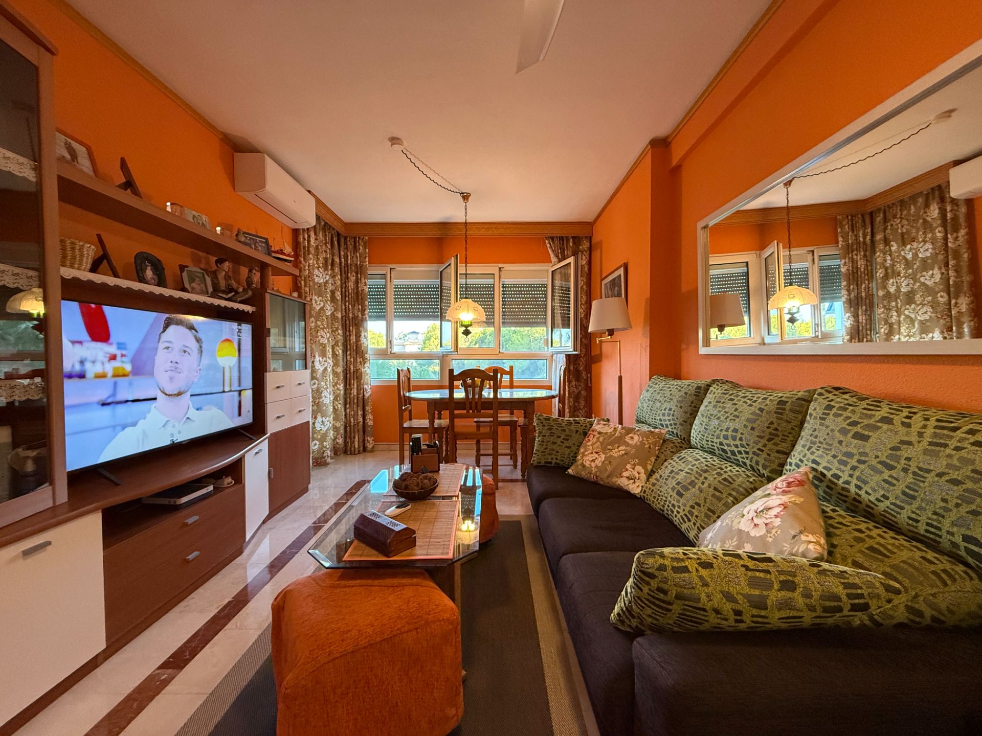 Sala d'estar de Pis en venda en Orihuela amb Terrassa, Traster i Moblat