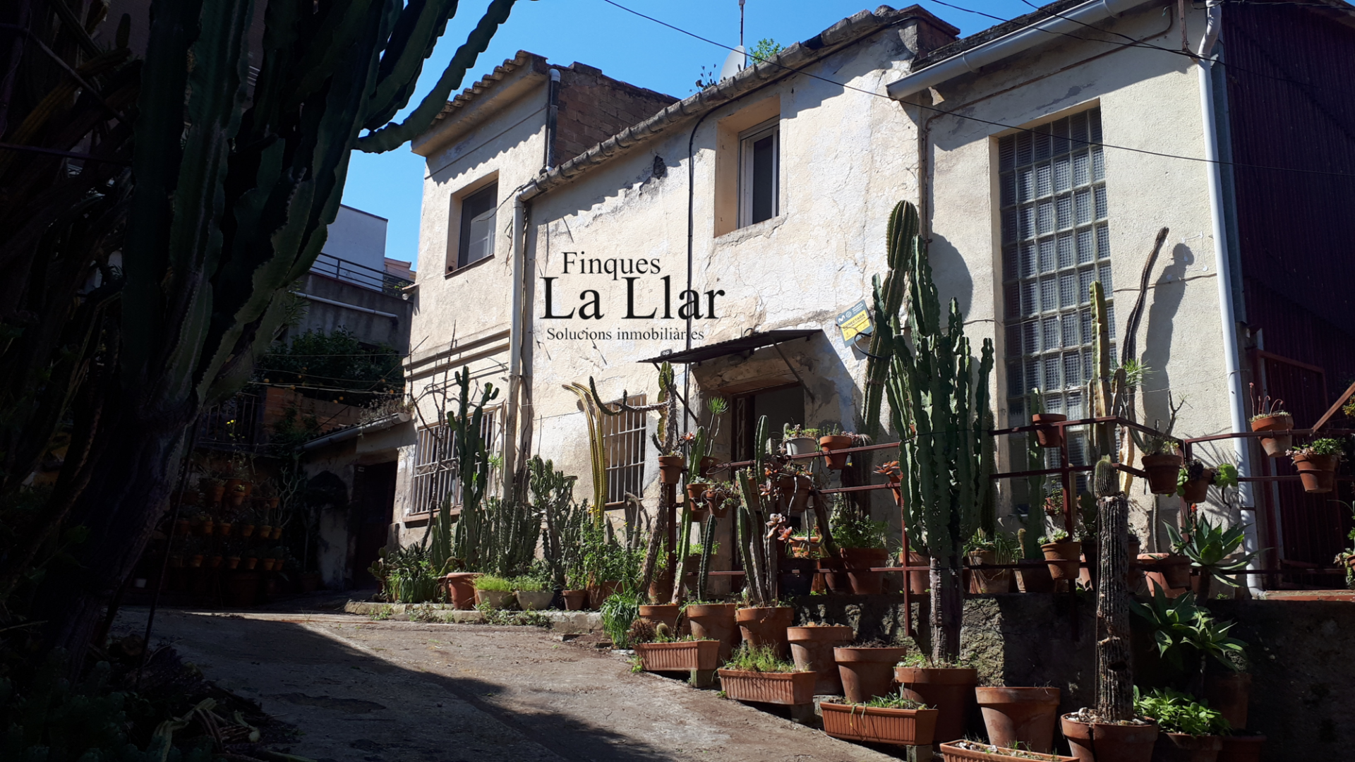 Exterior view of Residential for sale in Sant Climent de Llobregat