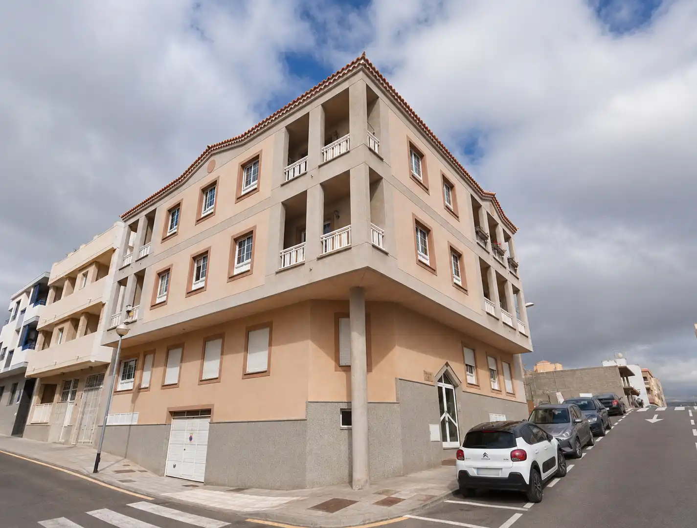 Vista exterior de Piso en venta en Granadilla de Abona con Terraza, Trastero y Amueblado