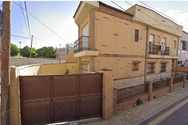 Casa adosada en Venta en  ANTONIO JOSE VELASCO en Churriana - El Pizarrillo - La Noria-Guadalsol