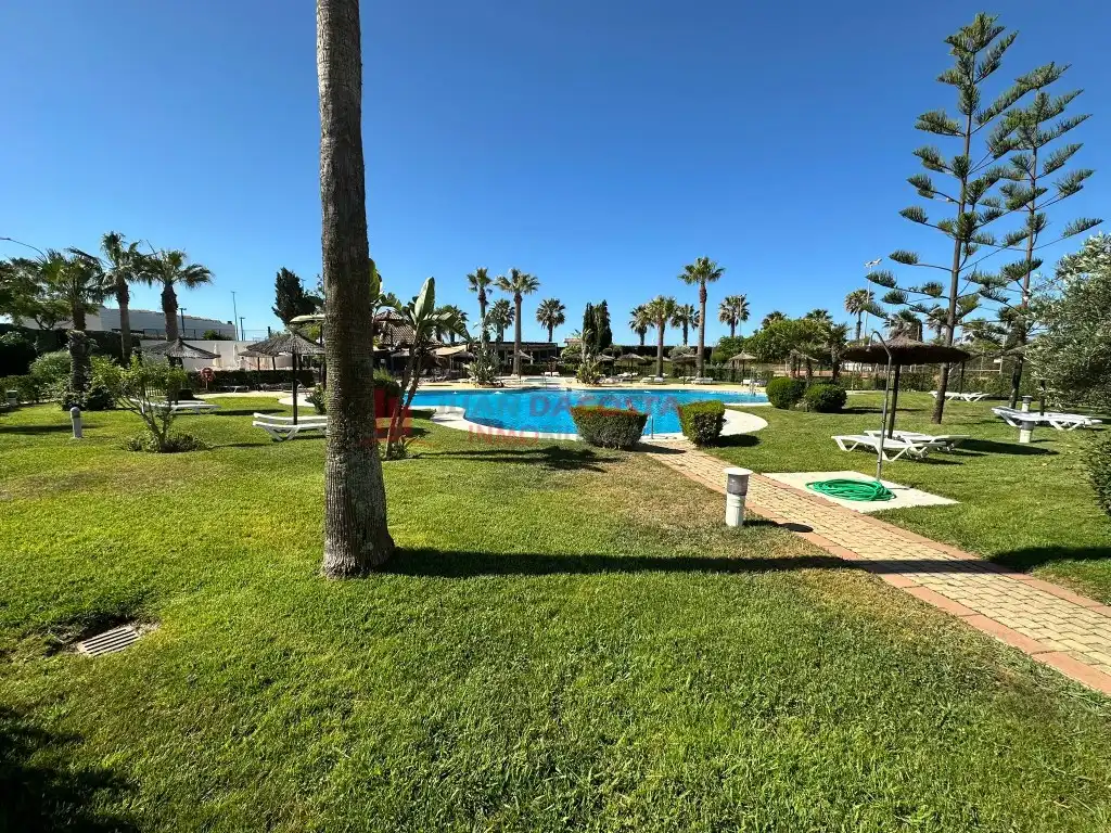 Piscina de Apartamento de alquiler en Islantilla