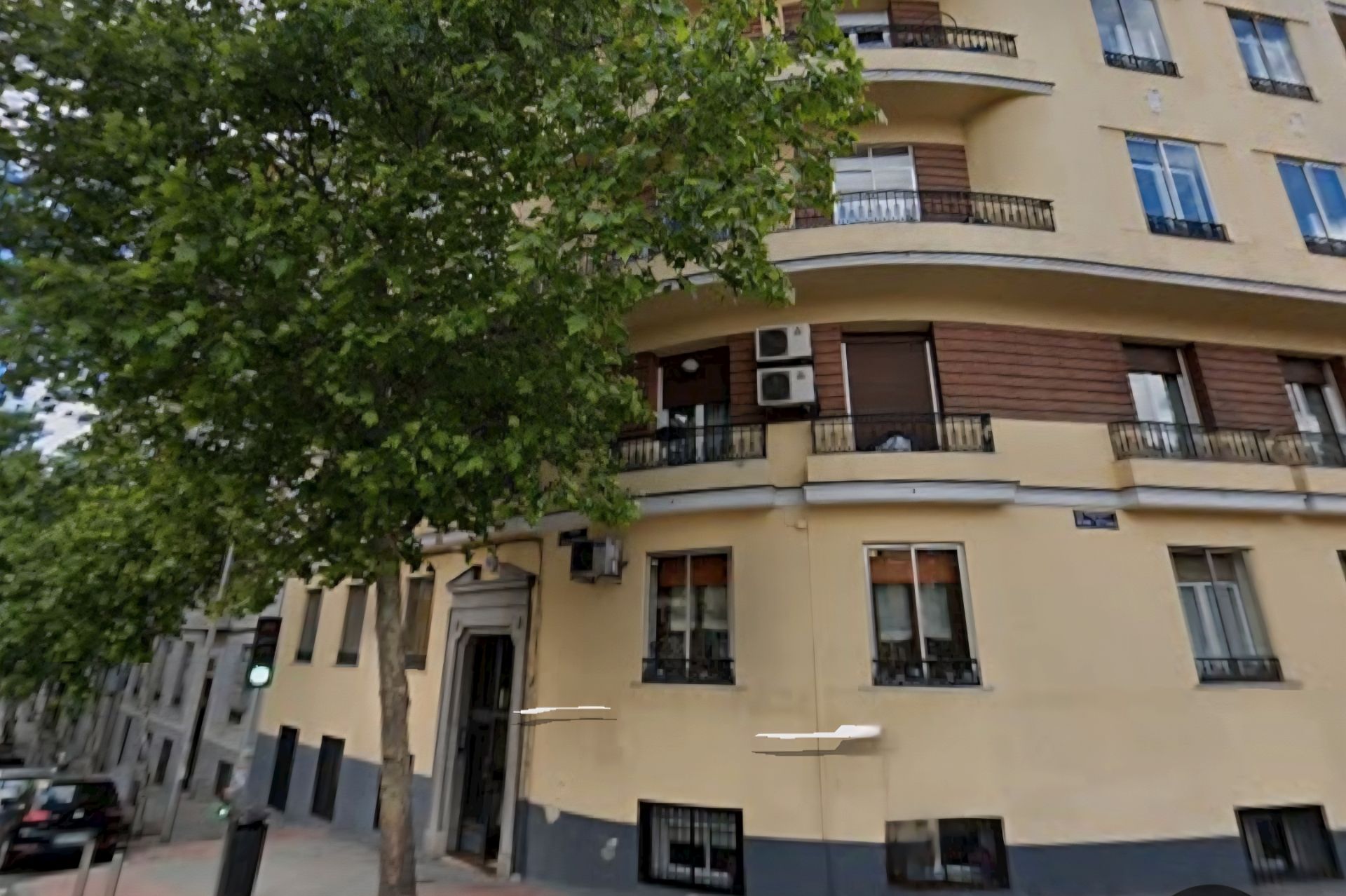 Exterior view of Flat for sale in  Madrid Capital  with Air Conditioner and Heating