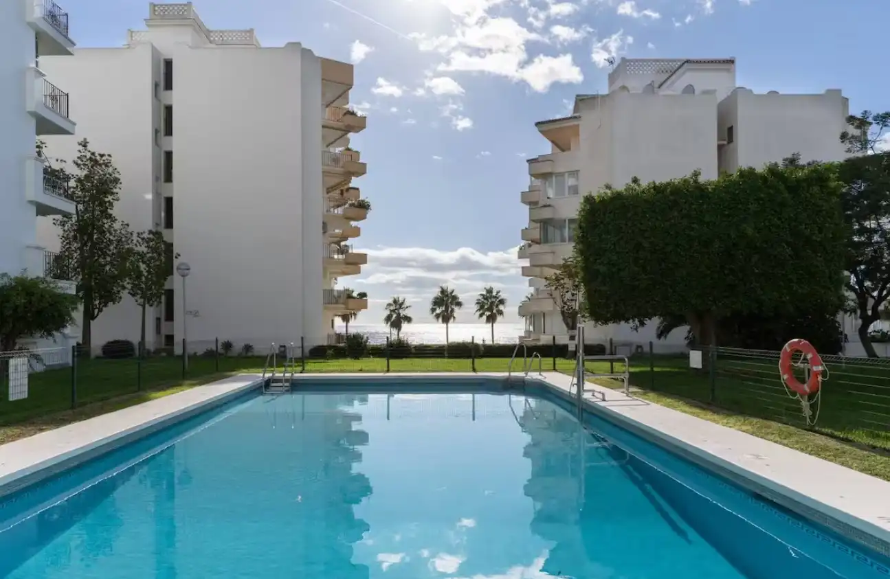 Apartments for rent in Avenida Severo Ochoa, 16, Playa Bajadilla - Puertos