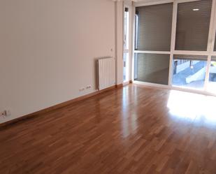 Flat for sale in Calle Rosalía de Castro, 36, Universidad - Las Huelgas