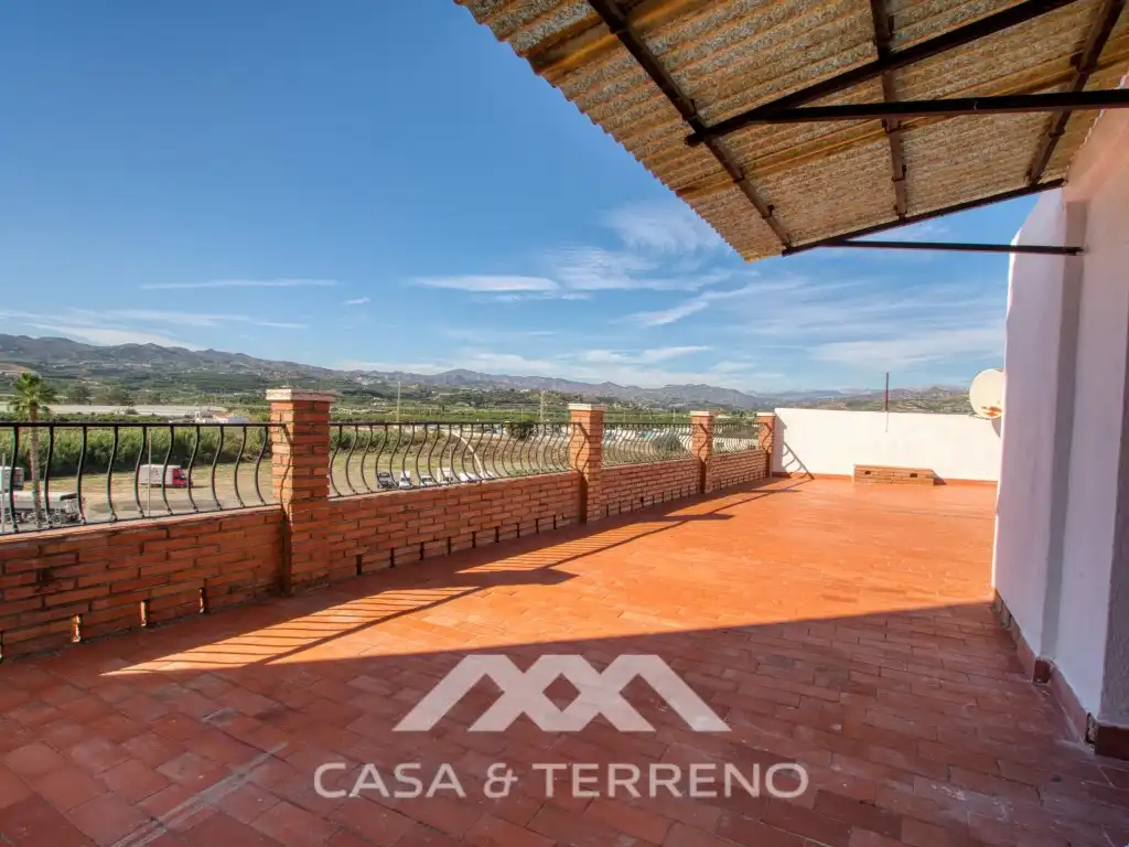 Inmuebles singulares en venta en Carretera Loja (Velez-Malaga), imagen 2