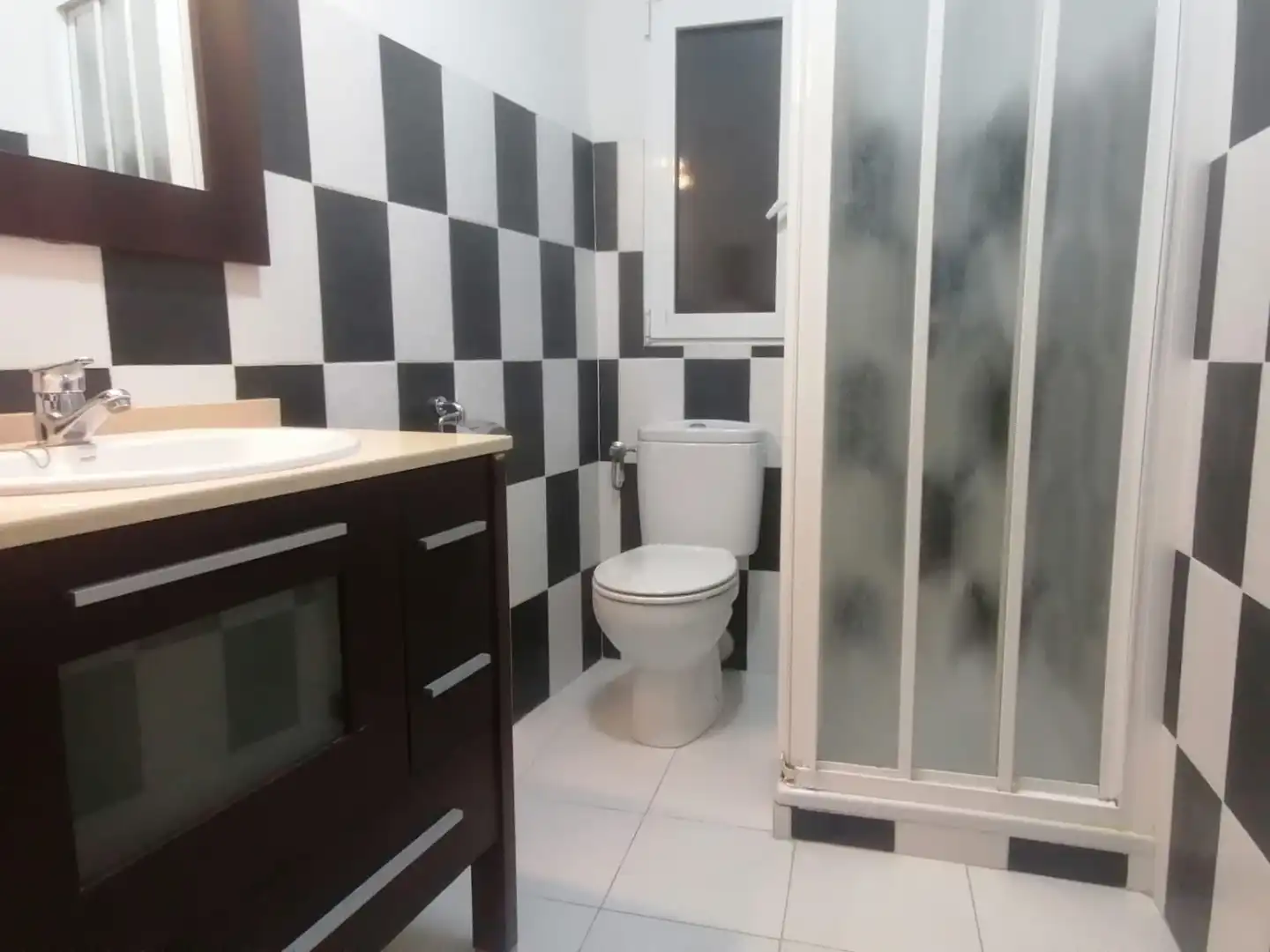Baño de Piso de alquiler en Centro