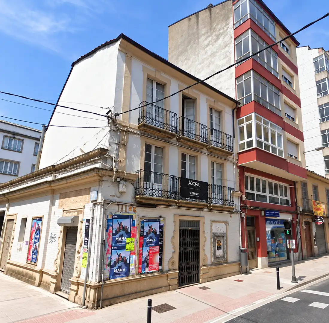 Exterior view of Buildings for sale in A Milagrosa