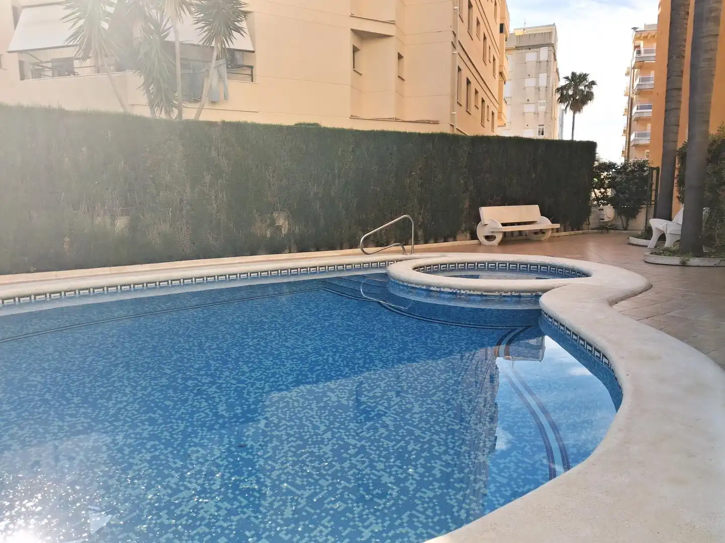 Piscina de Ático en venta en Guardamar de la Safor con Aire acondicionado, Jardín privado y Terraza