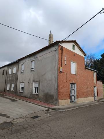 Casa-chalet en Venta en Calle Jardines en Castrillo-Tejeriego