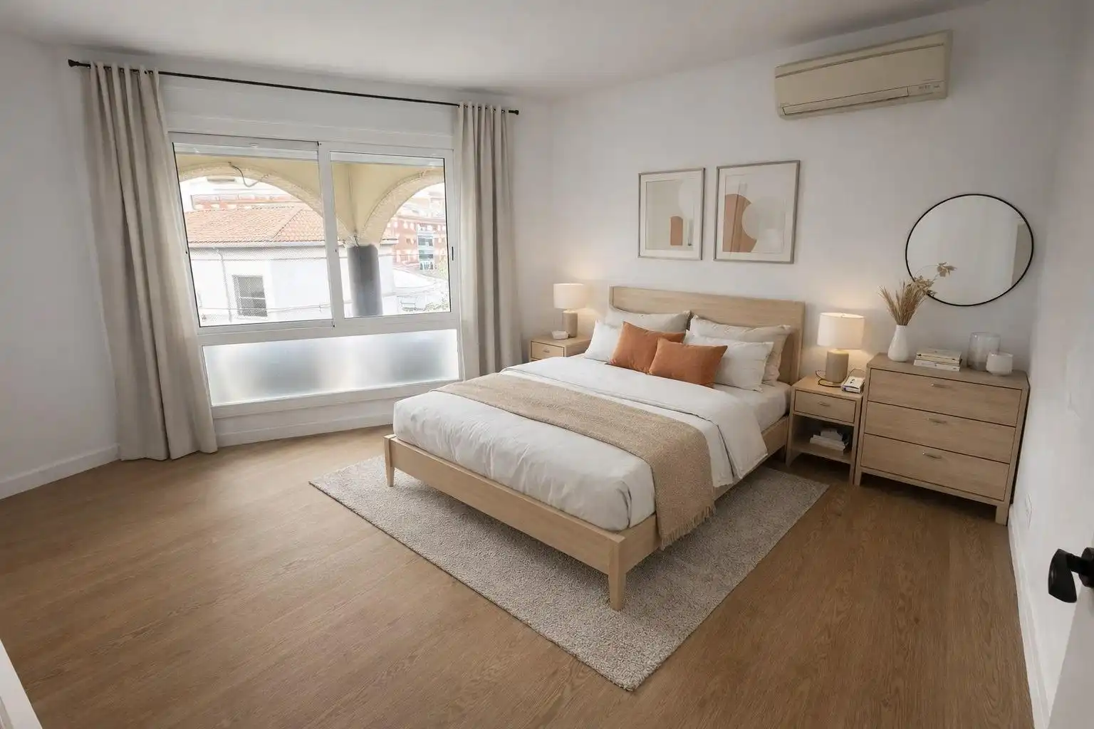 Schlafzimmer von Maisonette zum Verkauf in Badalona mit Klimaanlage und Parkett