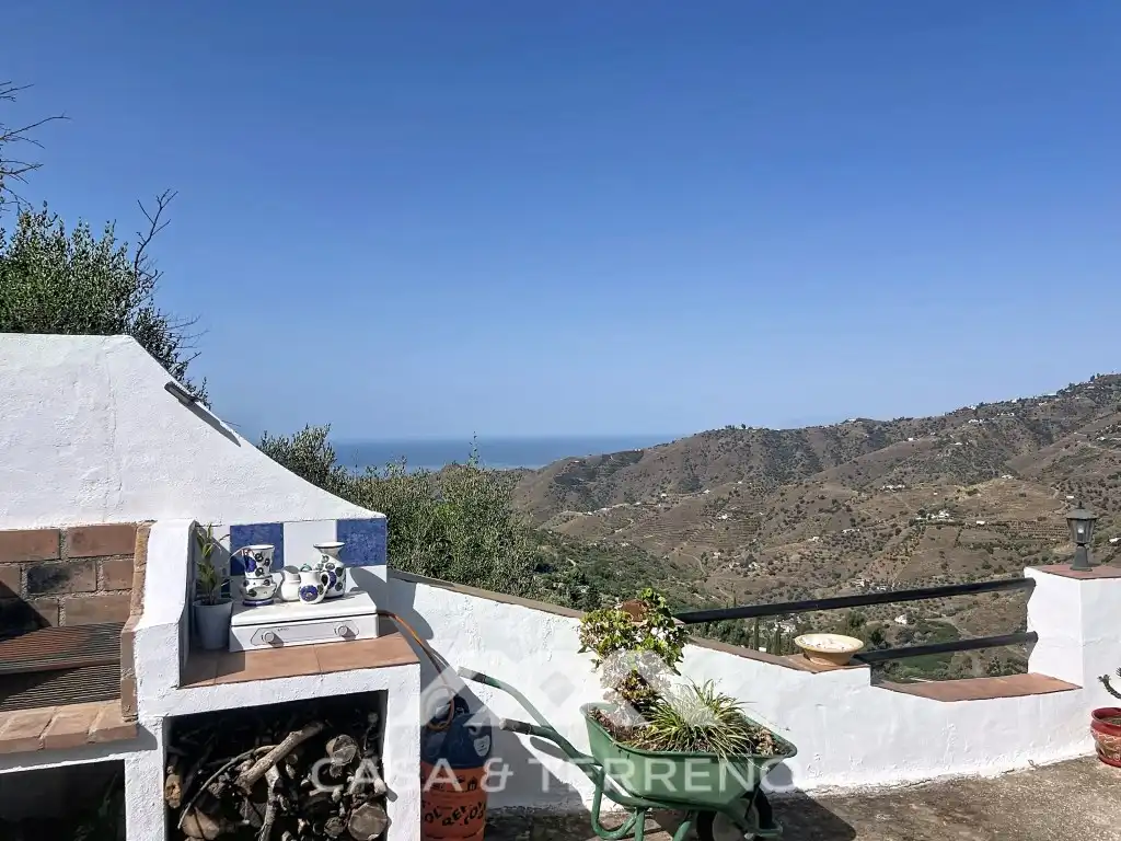Houses for sale in Diseminados Benamayor, Cómpeta