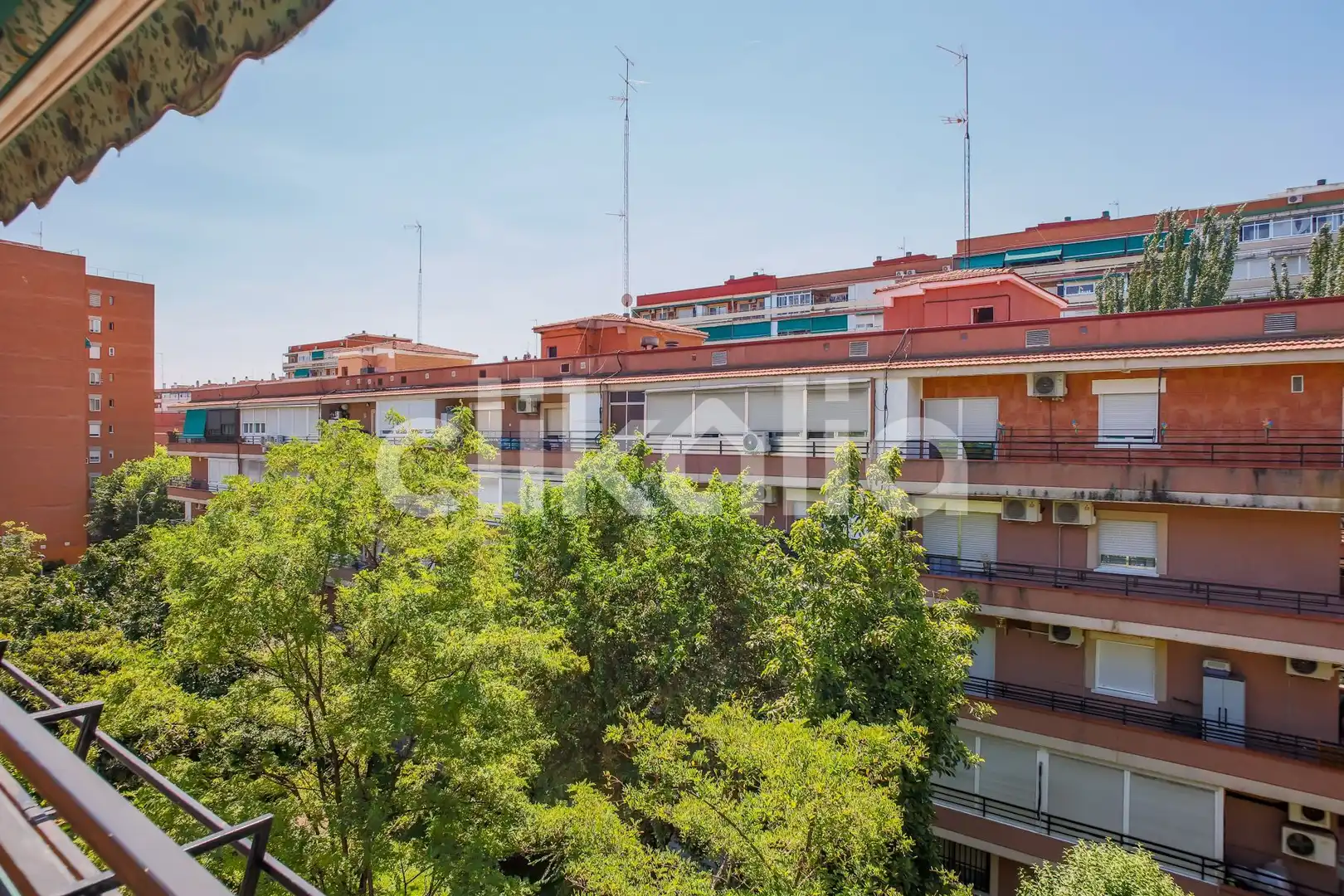 Außenansicht von Wohnung zur Miete in Leganés mit Heizung und Terrasse