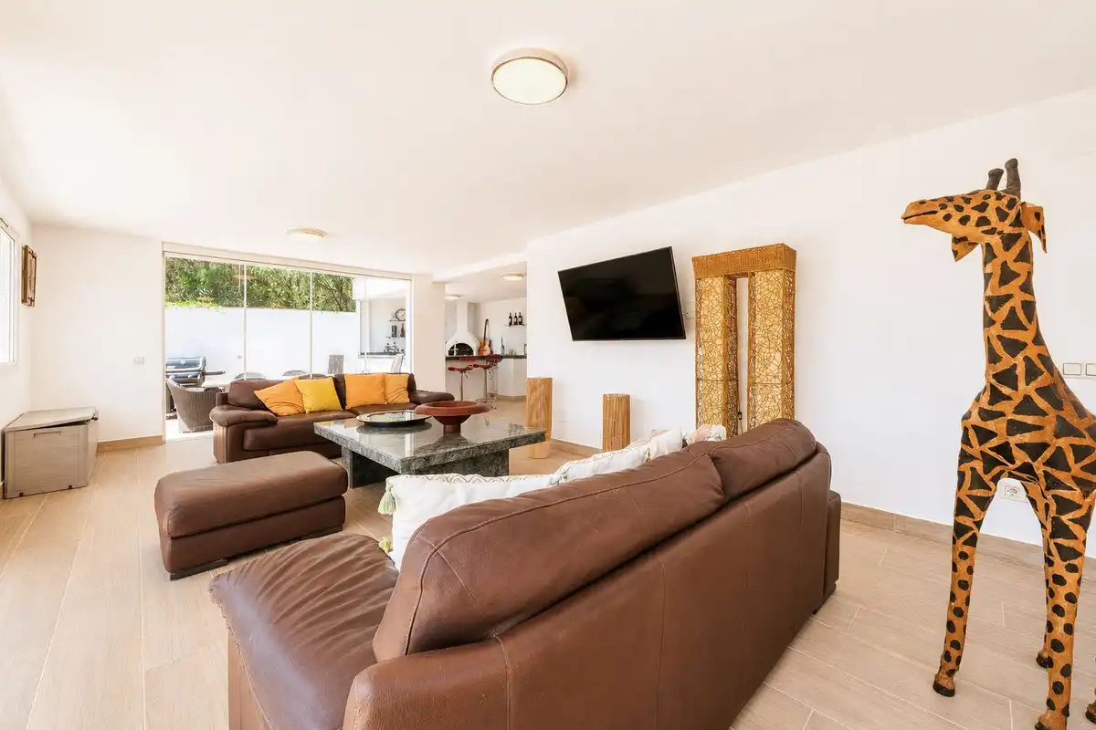 Sala de estar de Casa o chalet en venta en Sotogrande con Aire acondicionado, Jardín privado y Terraza