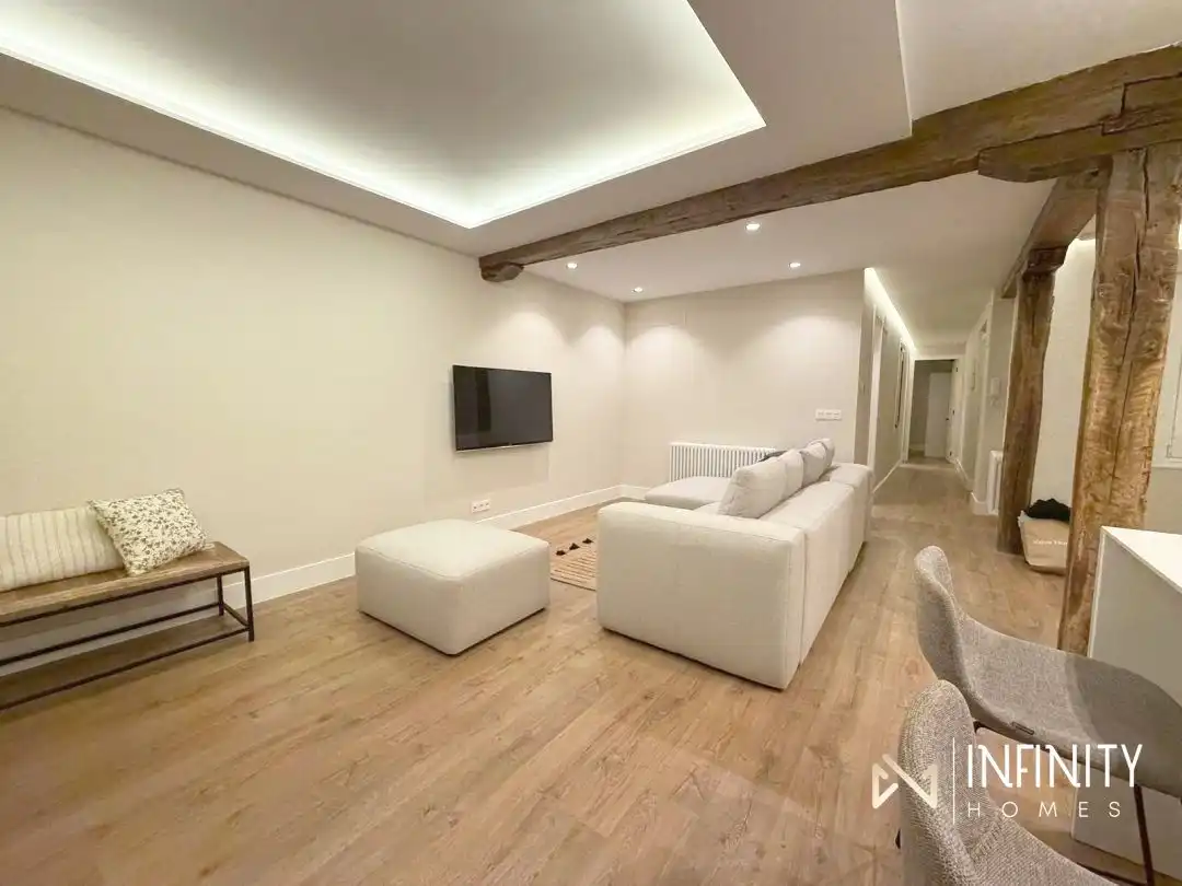 Flat with terrace to rent in Hernani Kalea, imagen 3