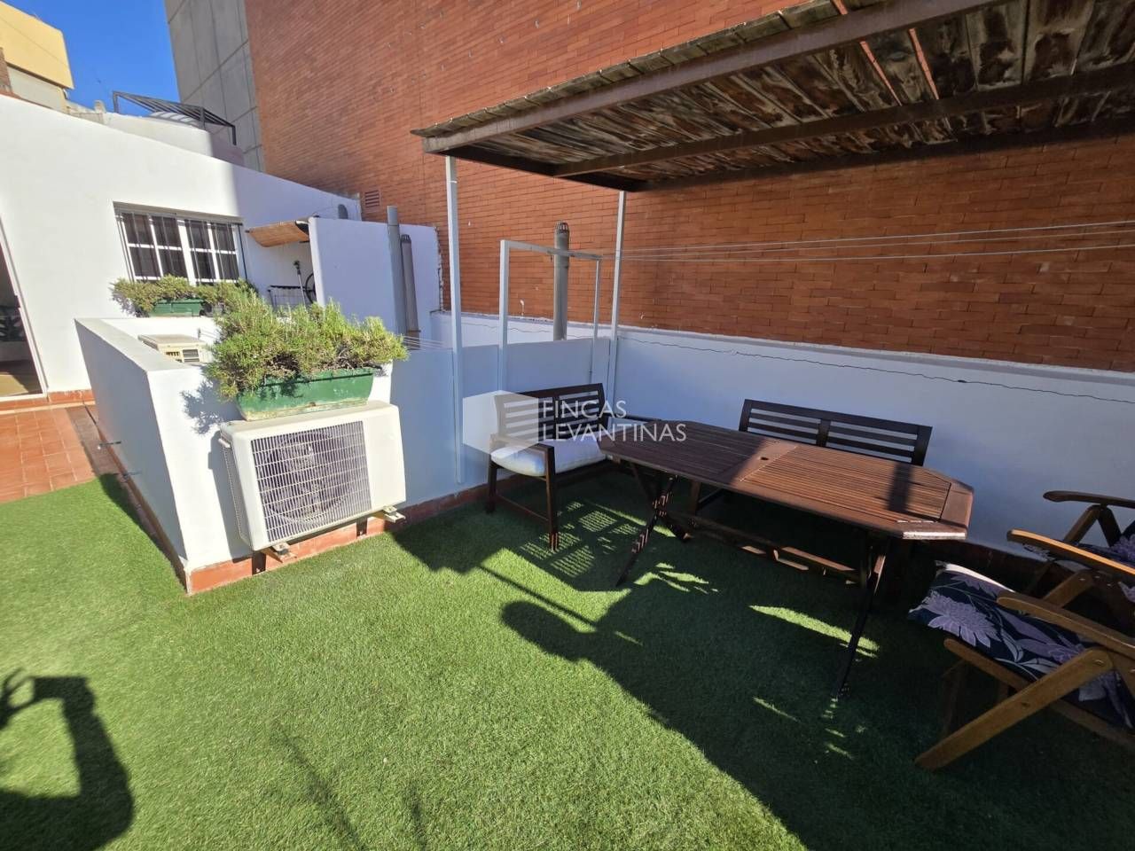 Terrace of House or chalet for sale in San Vicente del Raspeig / Sant Vicent del Raspeig  with Air Conditioner, Private garden and Furnished