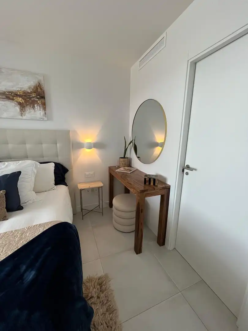 Apartamento con terraza en alquiler en Selwo, imagen 18