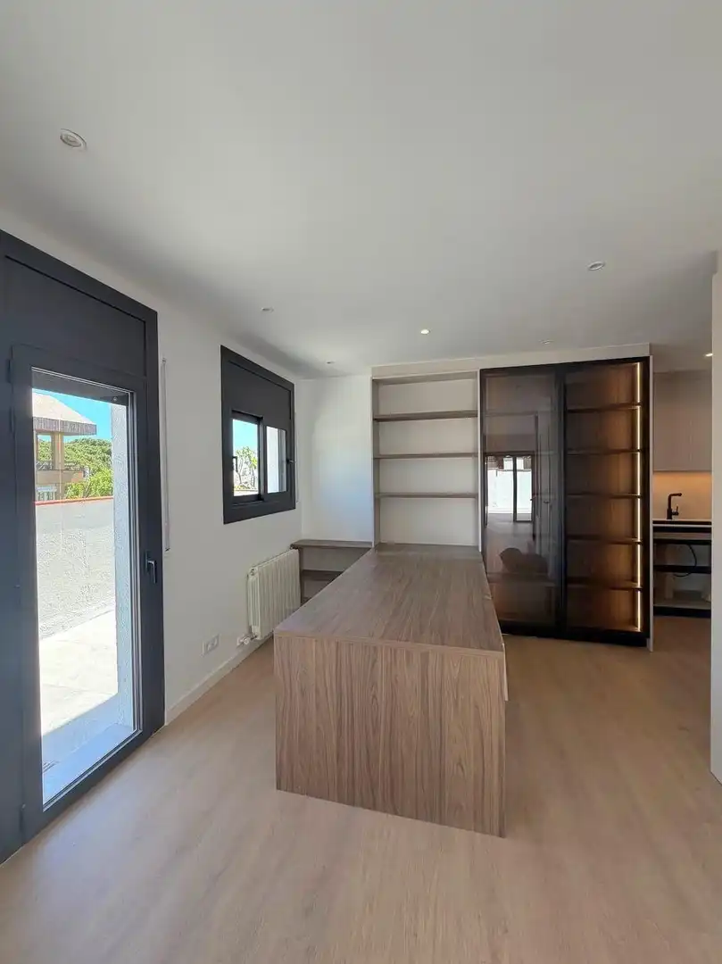 Habitación de Casa o chalet en venta en El Masnou con Calefacción, Parquet y Terraza