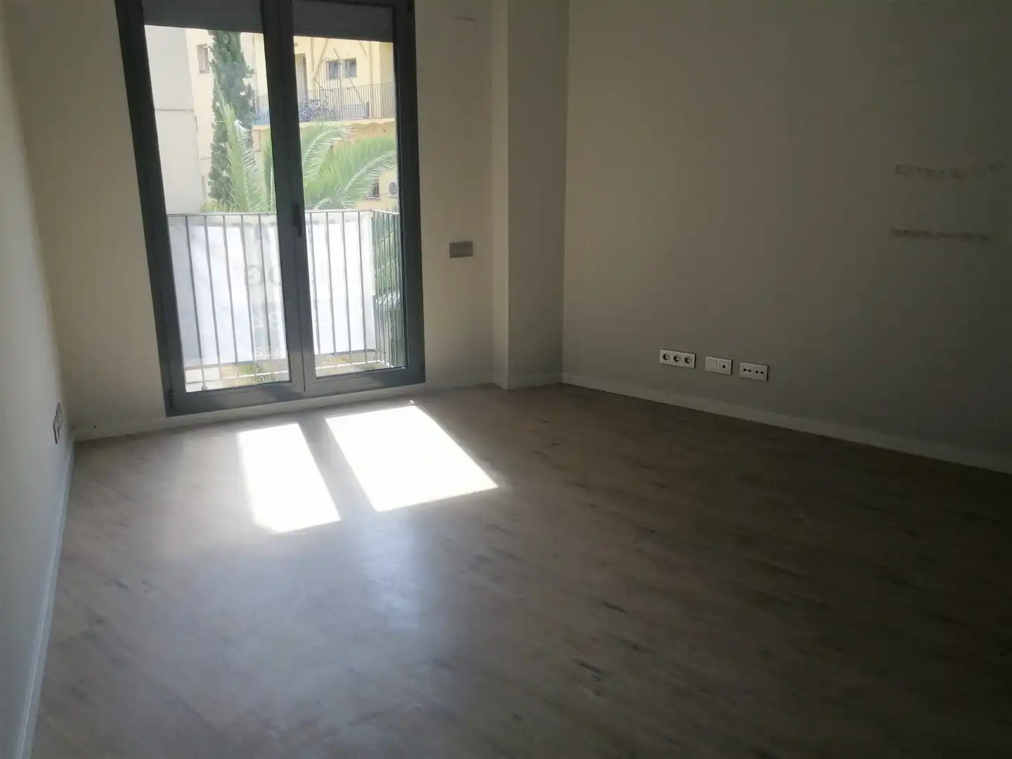 Sala de estar de Piso de alquiler en Martorell con Parquet, Horno y Balcón