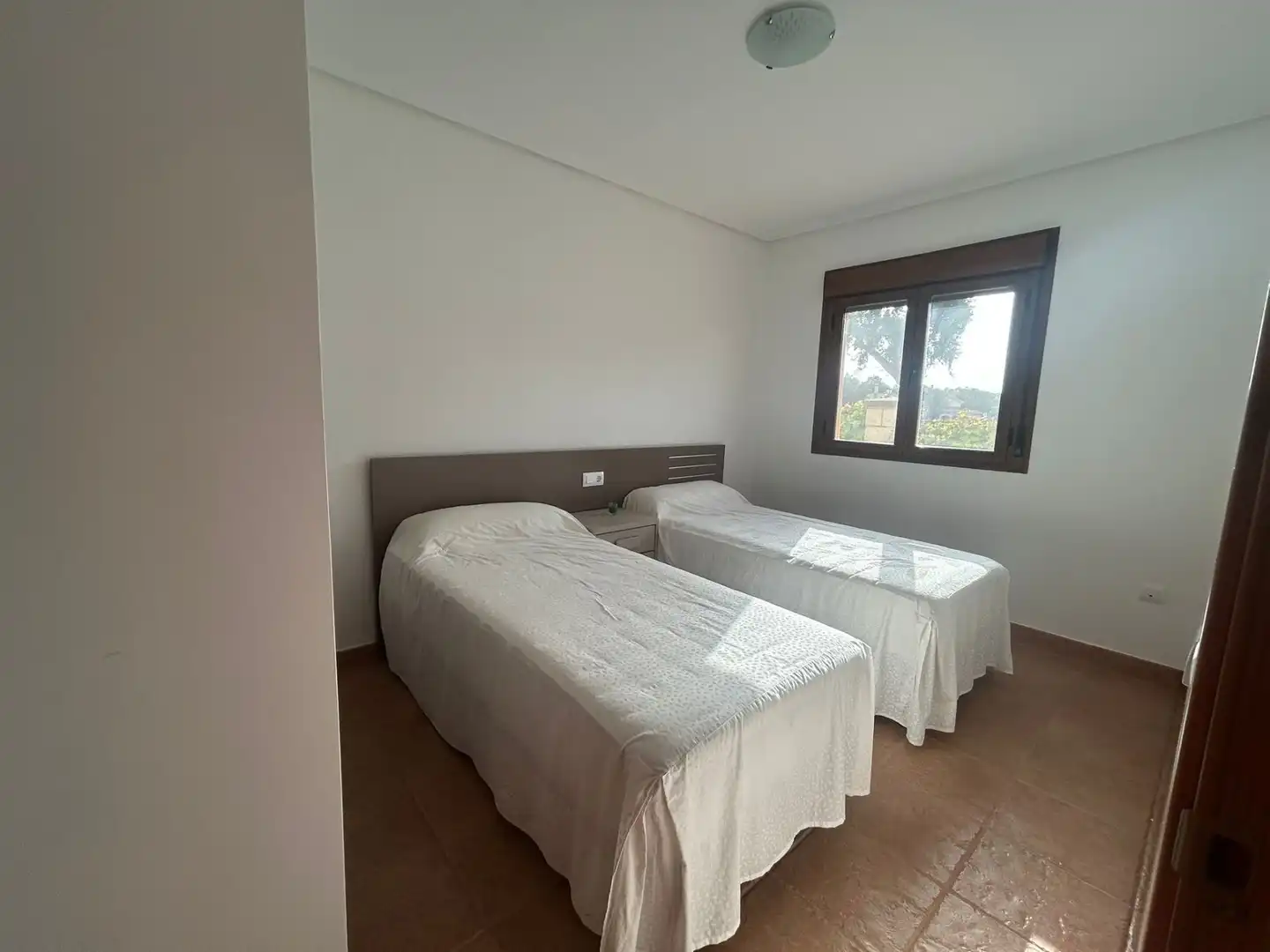 Habitación de Casa o chalet en venta en Santibáñez el Alto con Jardín privado, Trastero y Amueblado