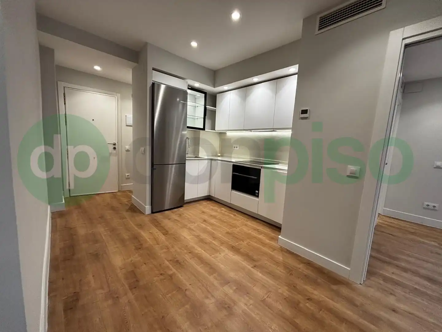 Kitchen of Flat for sale in Madrid  with Air Conditioner, Parquet flooring and Furnished
