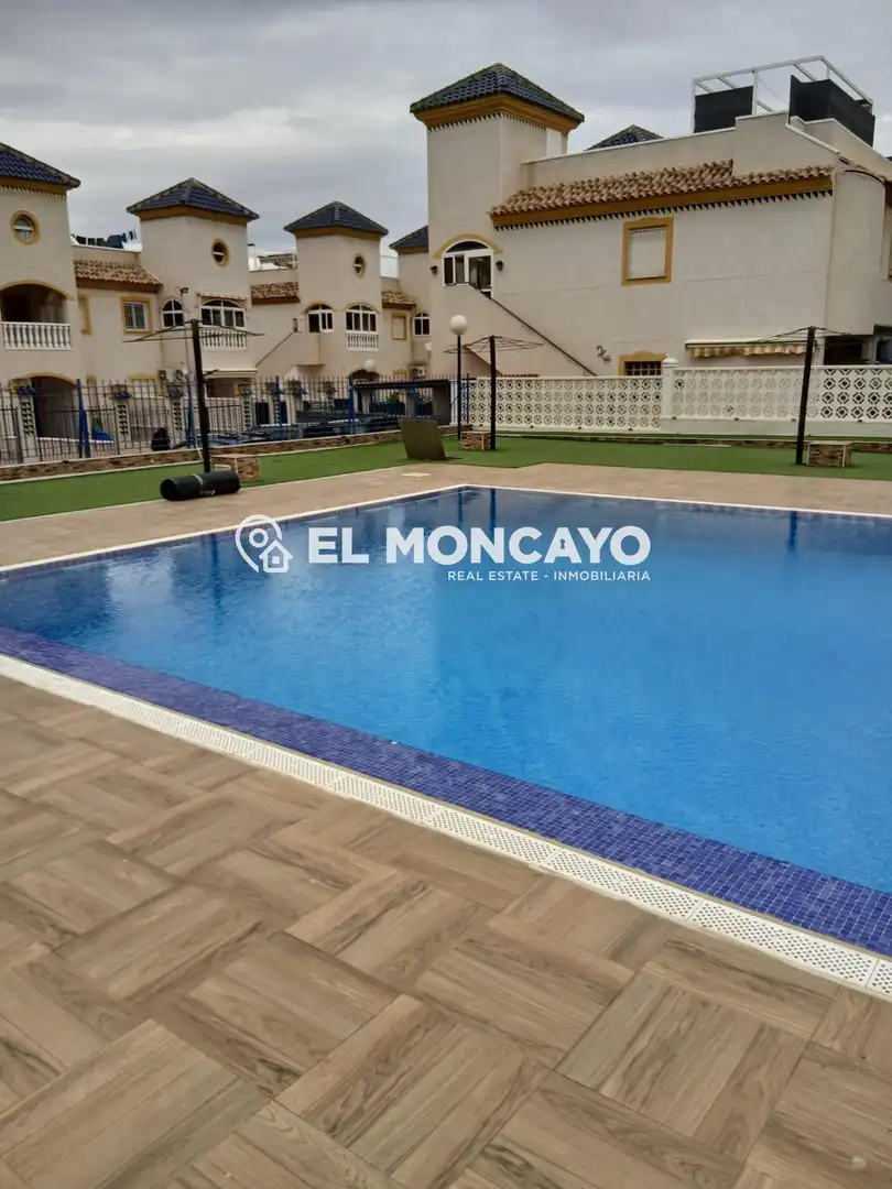 Piscina de Casa o chalet en venta en El Edén
