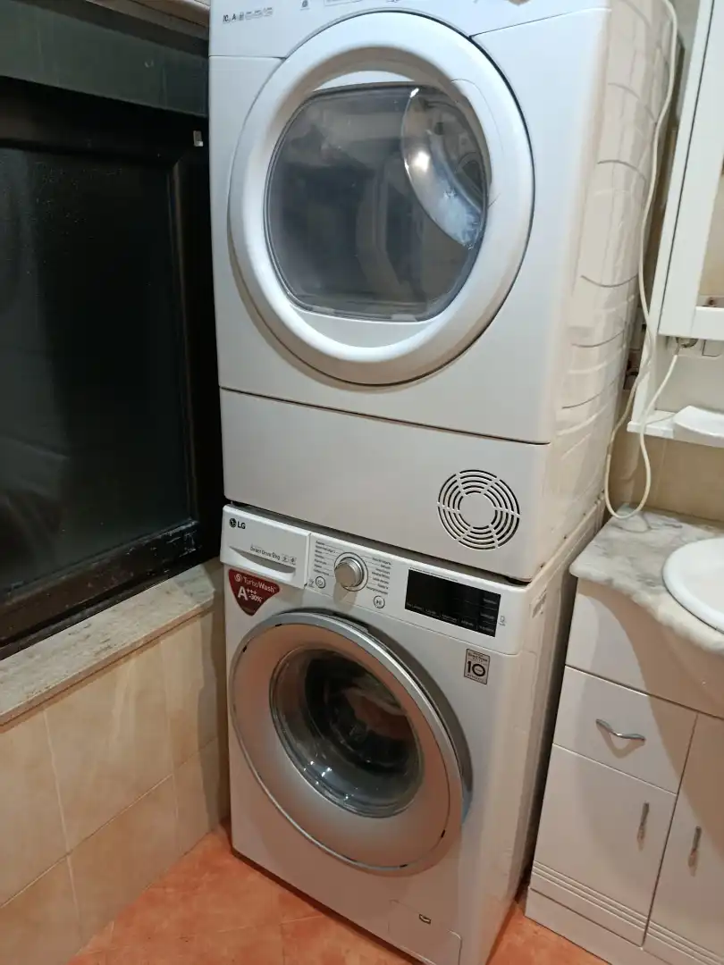 Piso en venta en Aller con Calefacción, Trastero y Amueblado