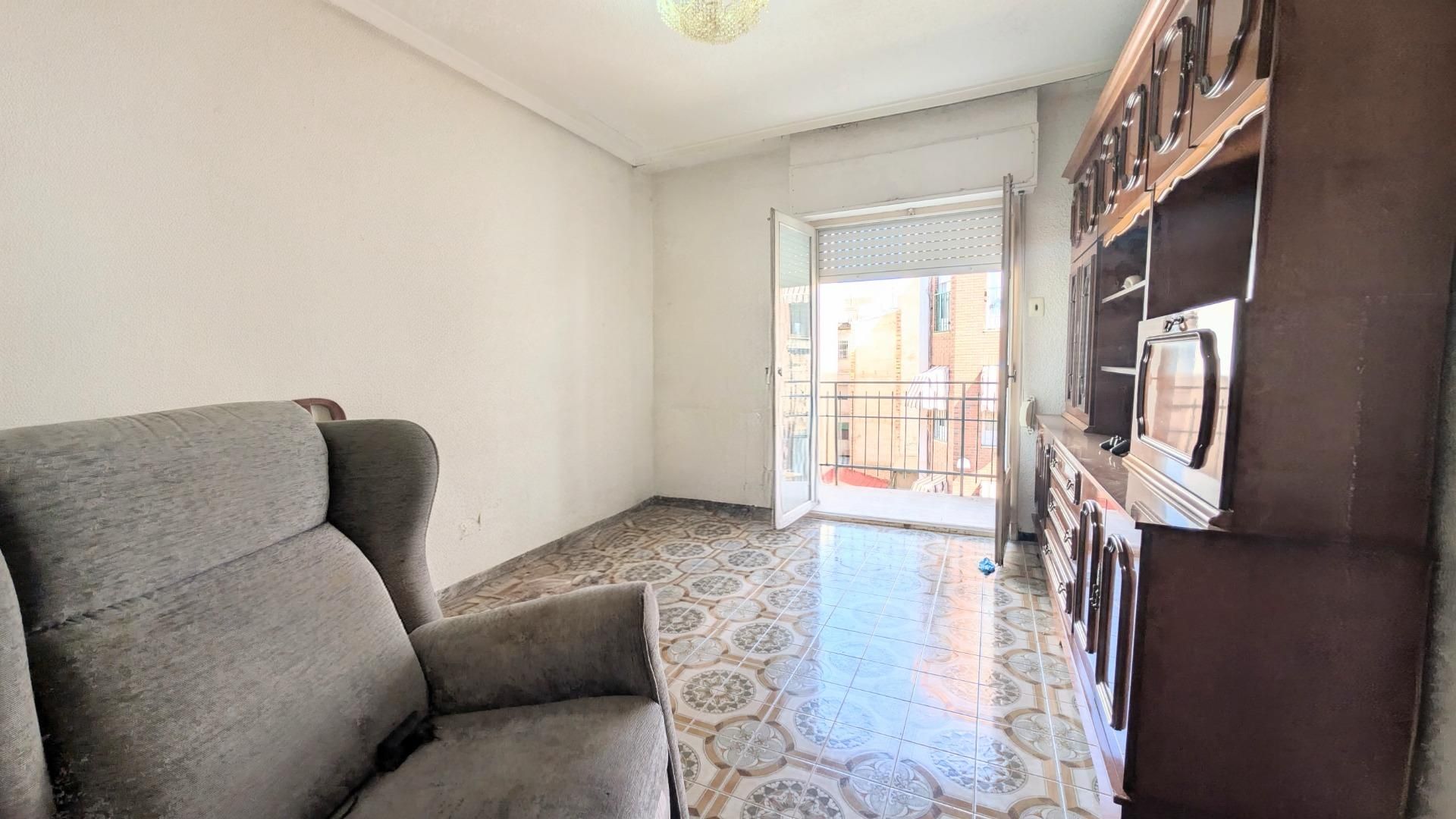 Sala d'estar de Pis en venda en Elche / Elx amb Terrassa i Balcó
