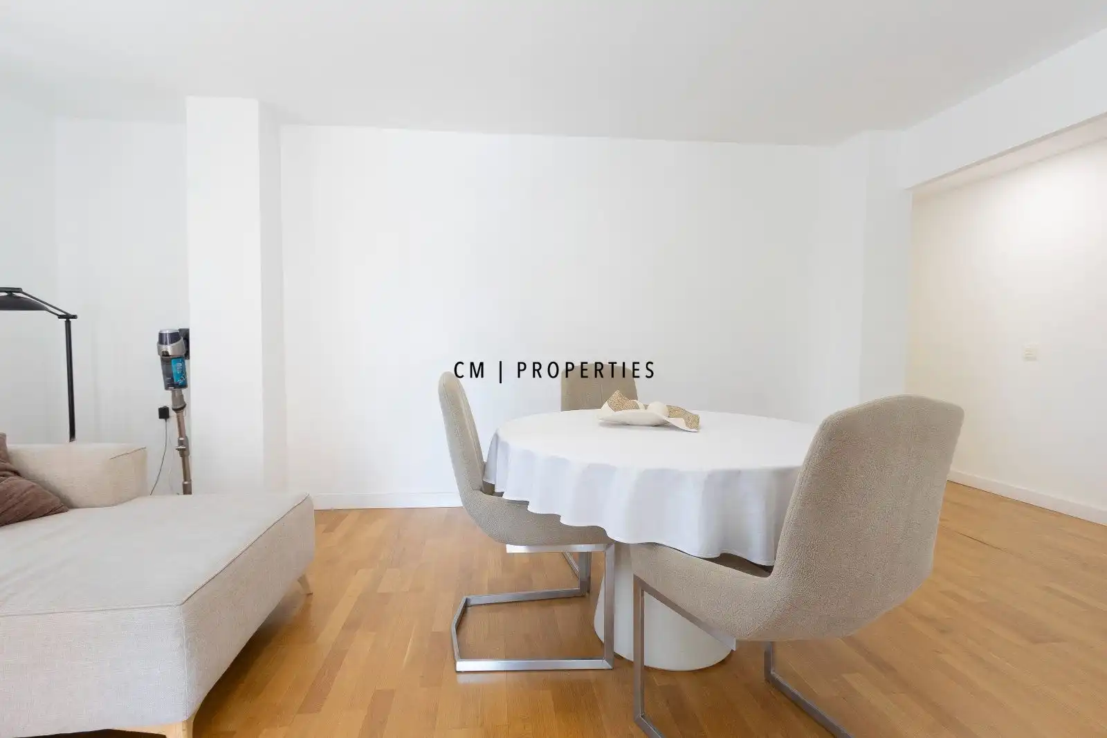 Comedor de Piso de alquiler en Valencia con Aire acondicionado, Parquet y Amueblado