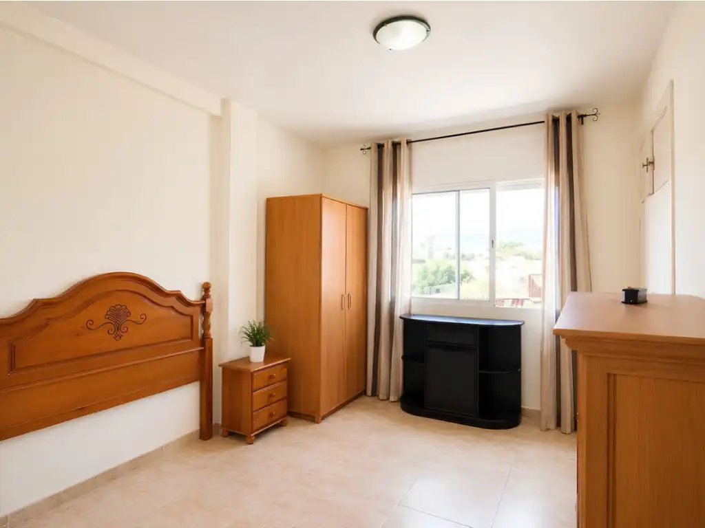 Habitación de Piso en venta en Fuengirola con Aire acondicionado, Amueblado y Horno